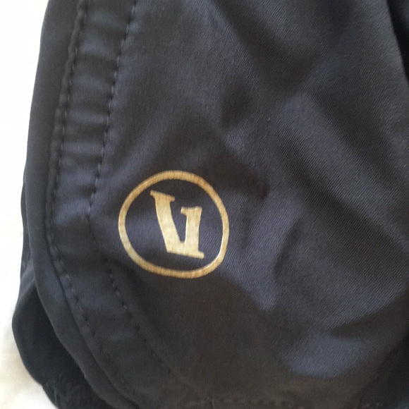 Board shorts - Picture 3 of 3